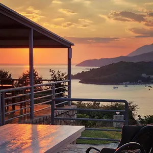 Apartament Belvedere &, Himara